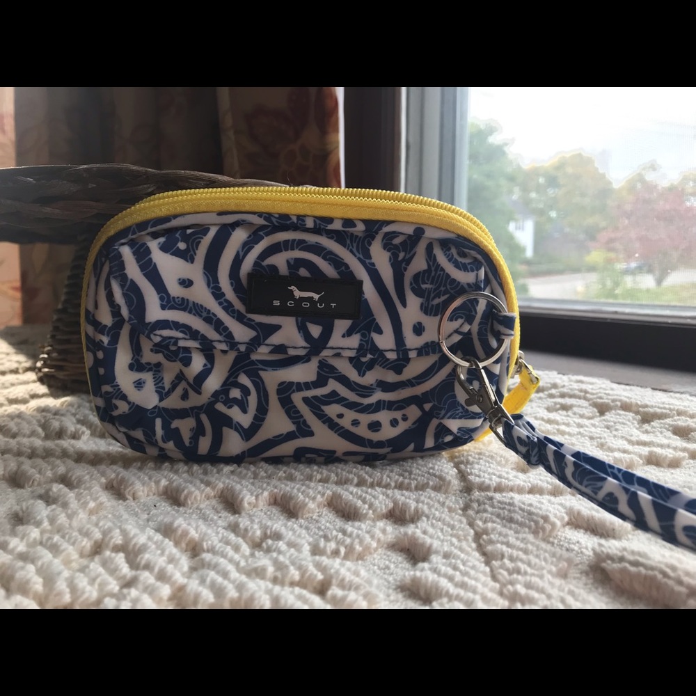 Scout Wristlet
